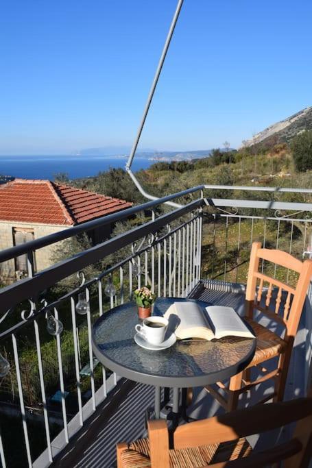Apartamento O Palaios Fournos Tou Andrea Argostoli  Exterior foto